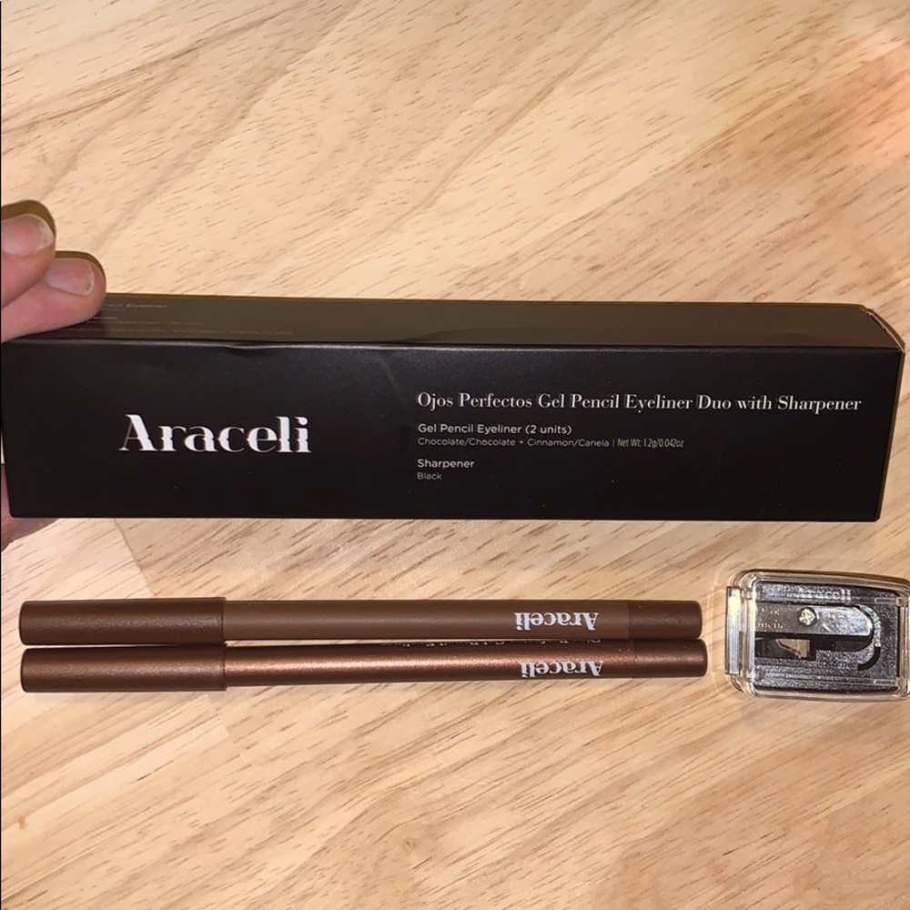Araceli Gel Pencil Eyeliner Duo with Sharpener